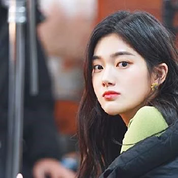 Minseo Kim - Age, Bio, Birthdate, Family, Networth & More