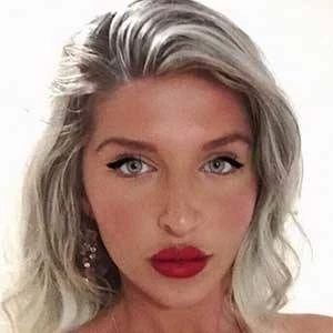 Hafiia Mira - Family, Bio, Birthday, Family, Income & More