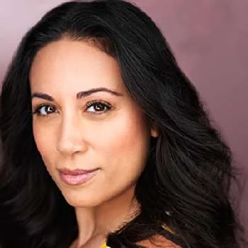 Miranda Roldán - Age, Bio, Birthdate, Family, Networth & More