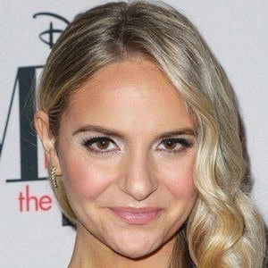 Jackie Miranne - Age, WIki, Birthday, Family, Networth & More