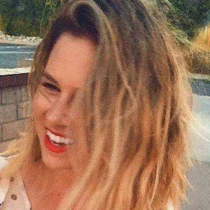 Miss Foodie Problems - Family, Bio, Birthdate,Age, Networth , Wiki& More