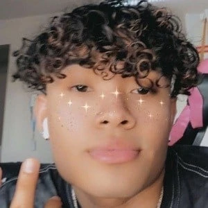 Marvin Molina - Income, Birthday, Family, Bio, Networth & More