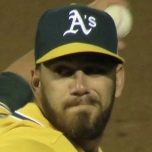 Sam Moll - Networth, Biography, Birthdate, Family & More