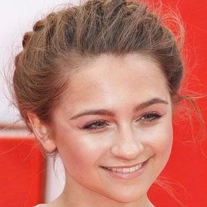 Isobelle Molloy Biography