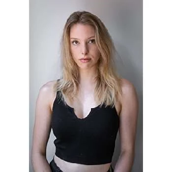 Molly Anderson - Age, Bio, Birthdate, Family, Networth & More