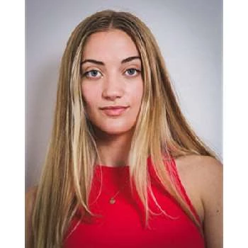 Molly Carpenter - Age, Bio, Birthdate, Family, Networth & More