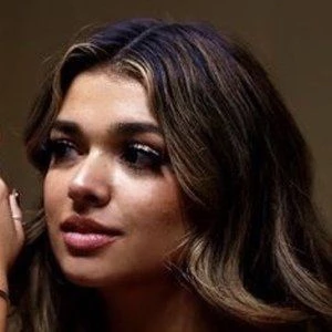 Tess Mon Pere Biography
