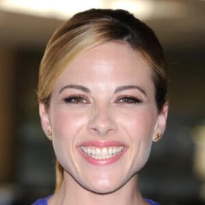 Julie Mond - Age, Bio, Birthdate, Family, Networth & More