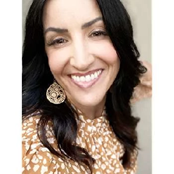 Monique Donnelly - Age, Bio, Birthdate, Family, Networth & More