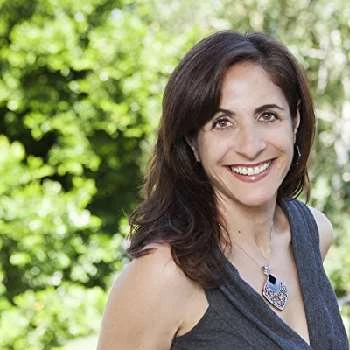 Monique Sorgen - Age, Bio, Birthdate, Family, Networth & More