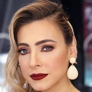 Edna Monroy - Networth, Bio, Wiki, Family, Birthday, Networth & More