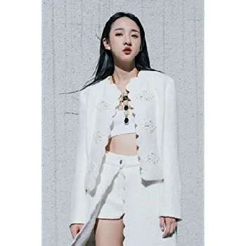 Moon Lee - Age, Bio, Birthdate, Family, Networth & More