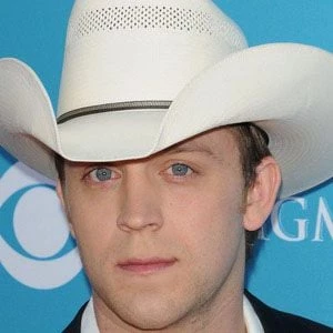 Justin Moore - Birthplace, Bio, Wiki, Birthday, Family, Networth & More