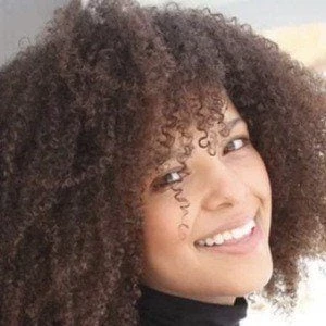 Lynnea Moorer Biography