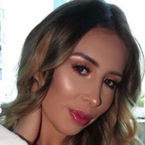 Catalina Mora - Age, Bio, Birthdate, Family, Networth & More