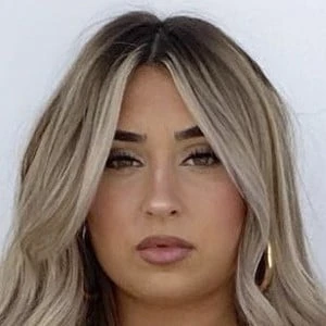 Kate Morehouse - Bio, Networth, Family, Age, Birthdate & More