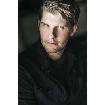 Morgan LeBlanc - Age, Bio, Birthdate, Family, Networth & More