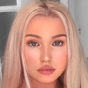 Natasha Morley - Family, Bio, Birthday, Family, Income & More