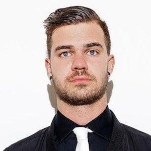 Adam Morris - Date Of Birth, Bio, Birthdate, Parents, Networth & More