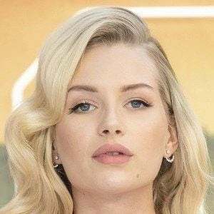 Lottie Moss Biography