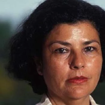 Moufida Tlatli - Family, Bio, Birthday, Family, Income & More