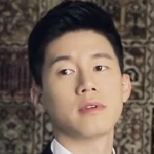 Kim Mu-yeol Biography