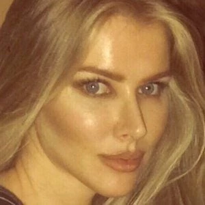 Tiffany Mulheron Biography
