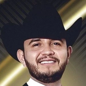 Edén Muñoz - Bio, Networth, Family, Age, Birthdate & More