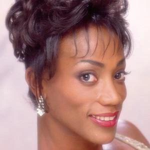 Lenda Murray - Age, Bio, Birthdate, Family, Networth & More