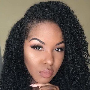 Kendra Murrell Biography