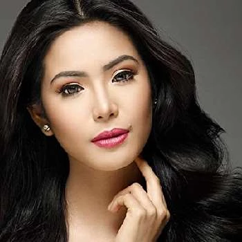 Myrtle Sarrosa