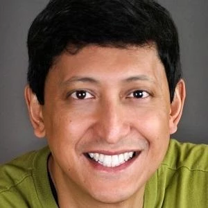 Dan Nainan - Family, Bio, Birthday, Family, Income & More