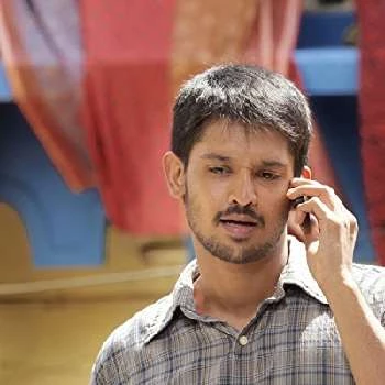 Nakhul - Age, Bio, Birthdate, Family, Networth & More