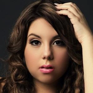 Mandia Nantsios - Income, Birthday, Family, Bio, Networth & More