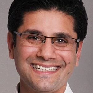 Yasir Naqvi - Bio, Networth, Family, Age, Birthdate & More