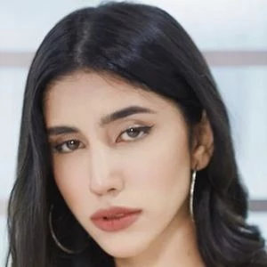 Juhi Nars - Birthdate, Age, Family, Bio, Networth & More