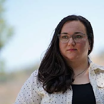 Nasim Kiani - Age, Bio, Birthdate, Family, Networth & More