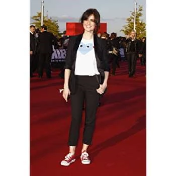 Natalia Avelon - Height, Bio, Wiki, Family, Birthplace, Networth & More