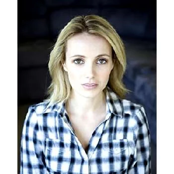 Natalie Medlock - Age, Bio, Birthdate, Family, Networth & More