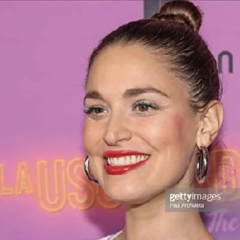 Natasha Luna - Age, Bio, Birthdate, Family, Networth & More