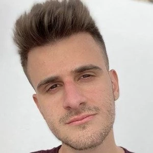 Nau - Adderess, Bio, Birthdate, Family, Wiki & More