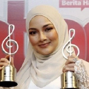 Noor Neelofa Biography