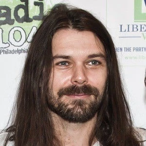 Simon Neil - Family, Bio, Wiki, Dat of Birth, Networth & More