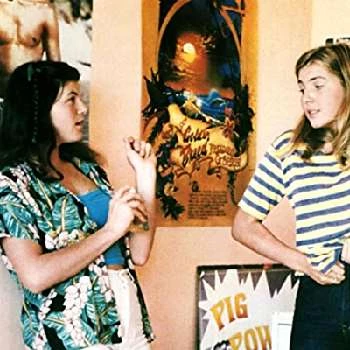 Nell Schofield - Birthdate, Age, Family, Bio, Networth & More