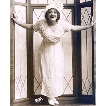 Nellie V. Nichols - Age, Height, Birthdate, Bio, Family, Networth & More