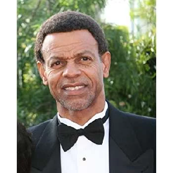 Nelson Glen - Age, Bio, Birthdate, Family, Networth & More