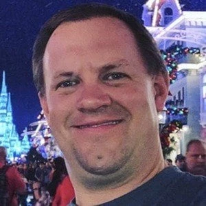 Josh Nelson - Family, Bio, Birthday, Family, Income & More