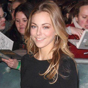 Peggy Nesbitt Biography