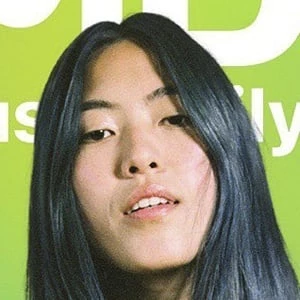 Deb Never - Parents, Networth, Bio, Birthdate, Family Wiki & More