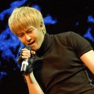 Nichkhun Biography